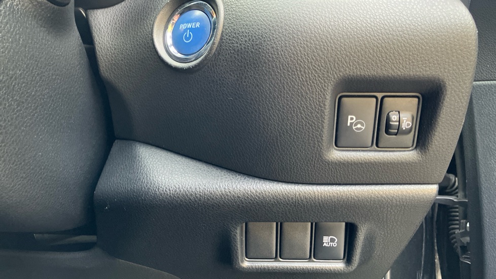 Toyota C-HR 1.8 Hybrid Excel 5dr CVT Hybrid Hatchback - Image 16