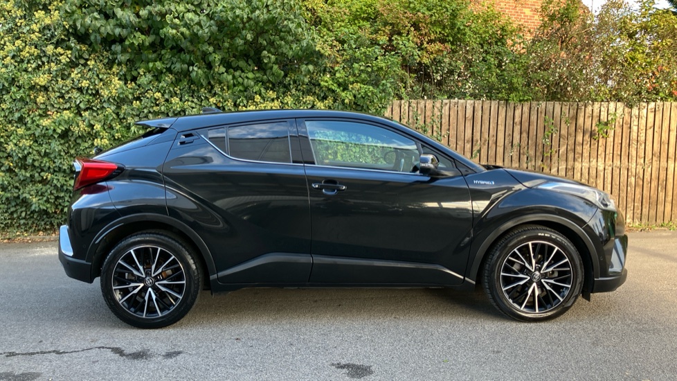 Toyota C-HR 1.8 Hybrid Excel 5dr CVT Hybrid Hatchback - Image 23