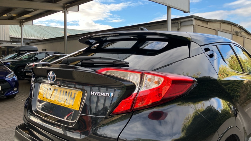 Toyota C-HR 1.8 Hybrid Excel 5dr CVT Hybrid Hatchback - Image 38