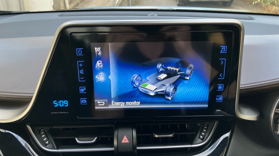 Toyota C-HR 1.8 Hybrid Excel 5dr CVT Hybrid Hatchback - Image 40