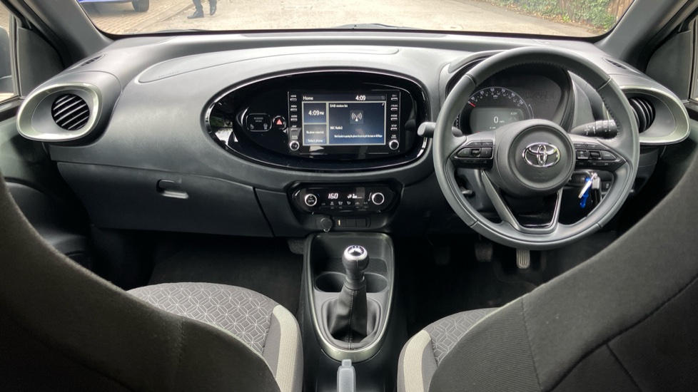 Toyota Aygo X 1.0 VVT-i Air Edition 5dr Petrol Hatchback - Image 6