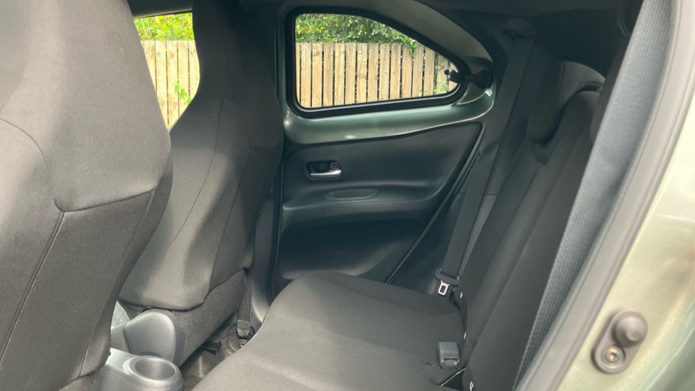 Toyota Aygo X 1.0 VVT-i Air Edition 5dr Petrol Hatchback - Image 15