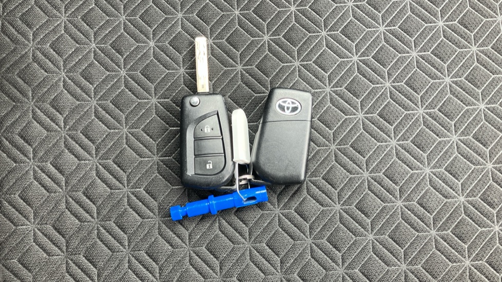 Toyota Aygo X 1.0 VVT-i Air Edition 5dr Petrol Hatchback - Image 28