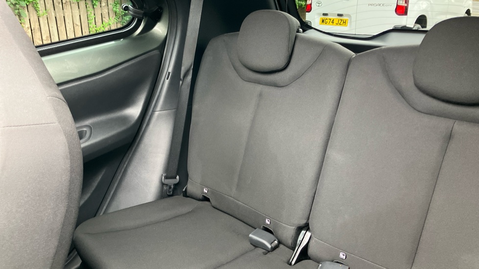 Toyota Aygo X 1.0 VVT-i Air Edition 5dr Petrol Hatchback - Image 36