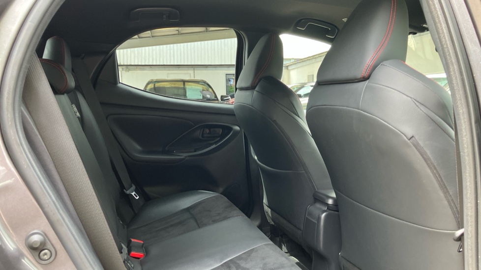 Toyota Yaris 1.5 Hybrid 130 GR Sport 5dr CVT Hybrid Hatchback - Image 8