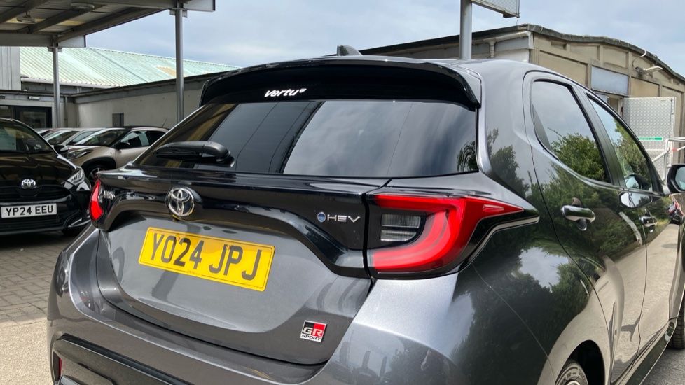 Toyota Yaris 1.5 Hybrid 130 GR Sport 5dr CVT Hybrid Hatchback - Image 21