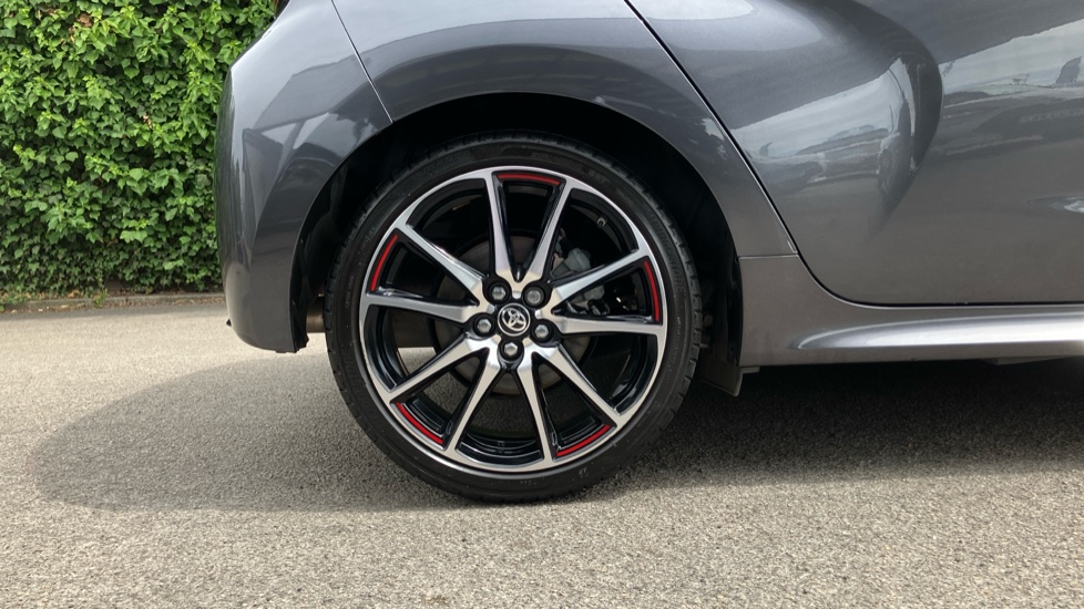 Toyota Yaris 1.5 Hybrid 130 GR Sport 5dr CVT Hybrid Hatchback - Image 25