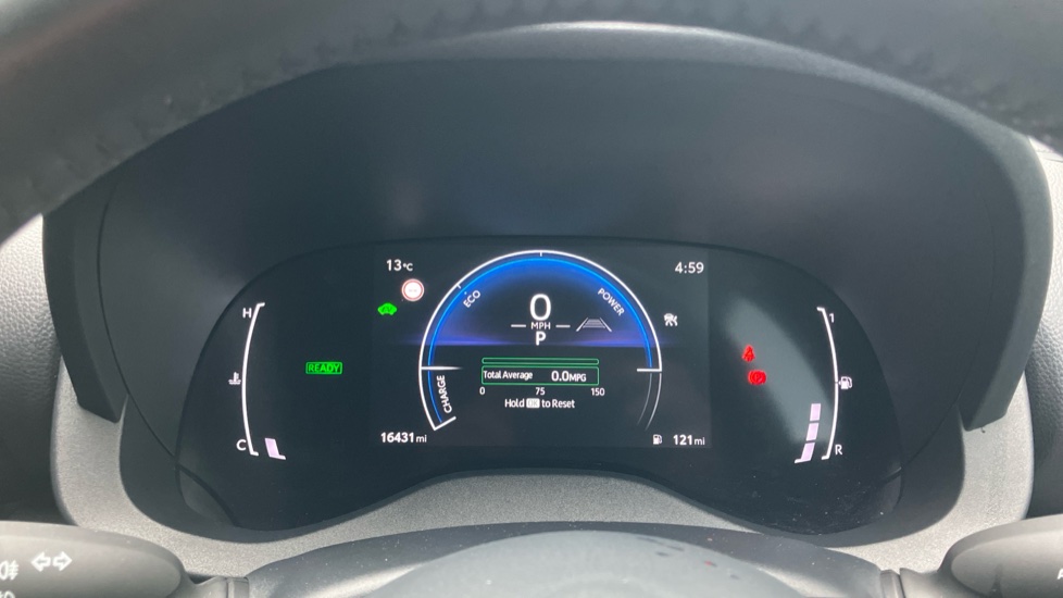 Toyota Yaris 1.5 Hybrid Design 5dr CVT Hybrid Hatchback - Image 11