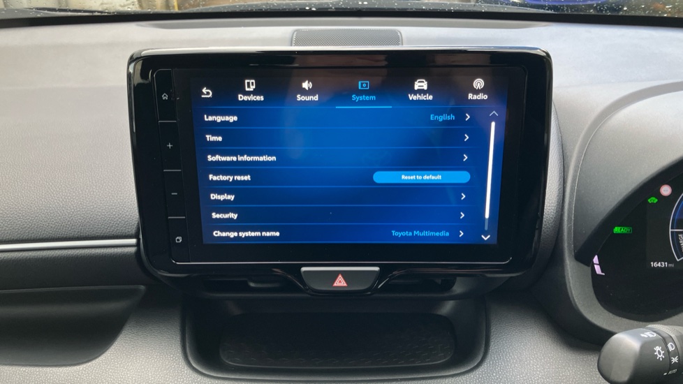 Toyota Yaris 1.5 Hybrid Design 5dr CVT Hybrid Hatchback - Image 39