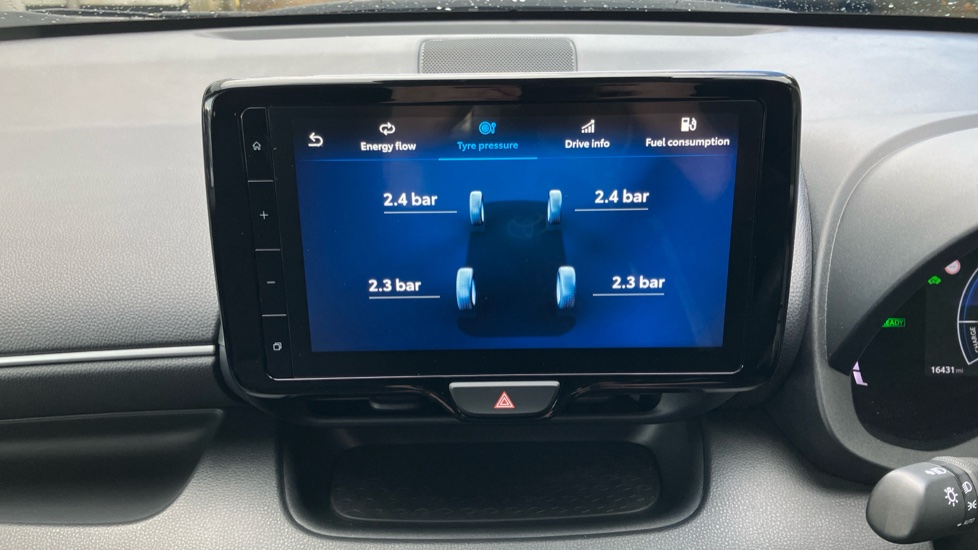 Toyota Yaris 1.5 Hybrid Design 5dr CVT Hybrid Hatchback - Image 47