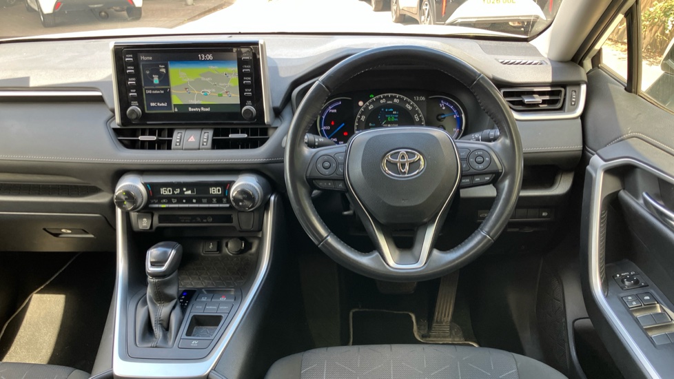 Toyota RAV4 2.5 VVT-i Hybrid Design 5dr CVT 2WD Hybrid Estate - Image 7