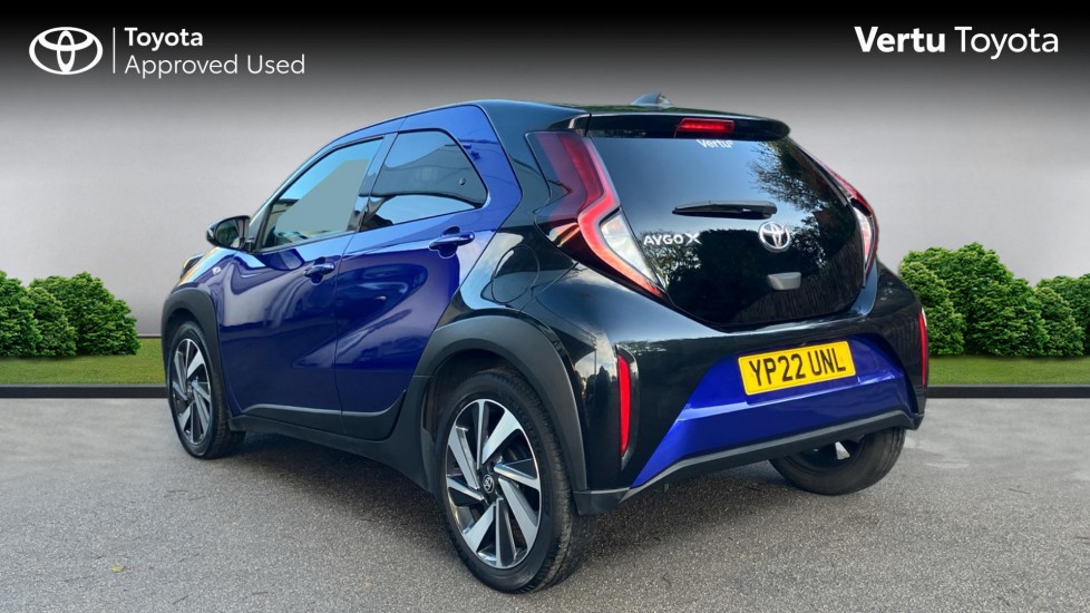 Toyota Aygo X 1.0 VVT-i Edge 5dr Petrol Hatchback - Image 4