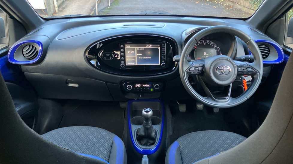 Toyota Aygo X 1.0 VVT-i Edge 5dr Petrol Hatchback - Image 6