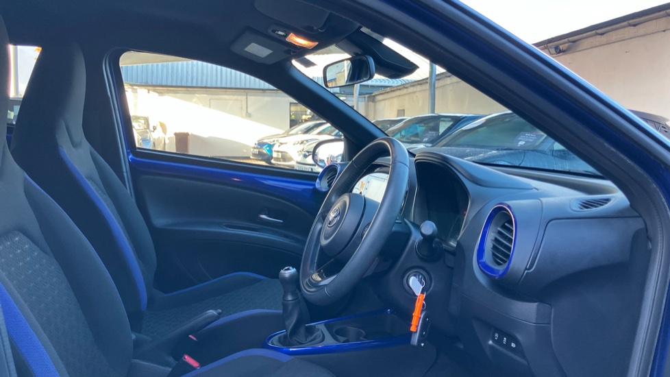 Toyota Aygo X 1.0 VVT-i Edge 5dr Petrol Hatchback - Image 12