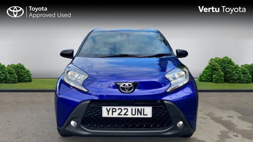 Toyota Aygo X 1.0 VVT-i Edge 5dr Petrol Hatchback - Image 22