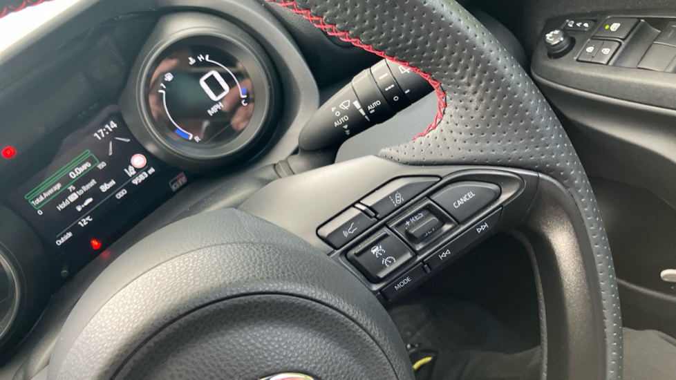 Toyota Yaris 1.5 Hybrid GR Sport 5dr CVT Hybrid Hatchback - Image 34