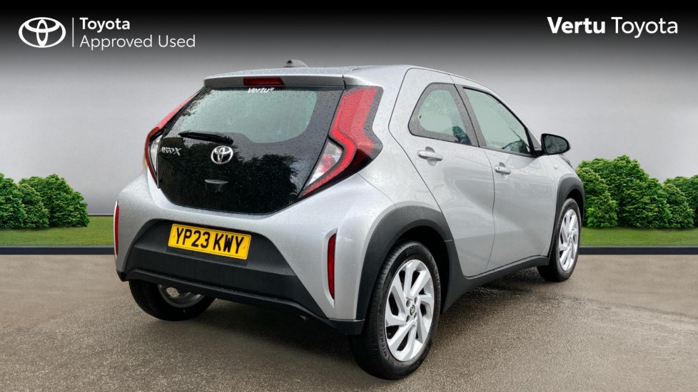 Toyota Aygo X 1.0 VVT-i Pure 5dr Petrol Hatchback - Image 2