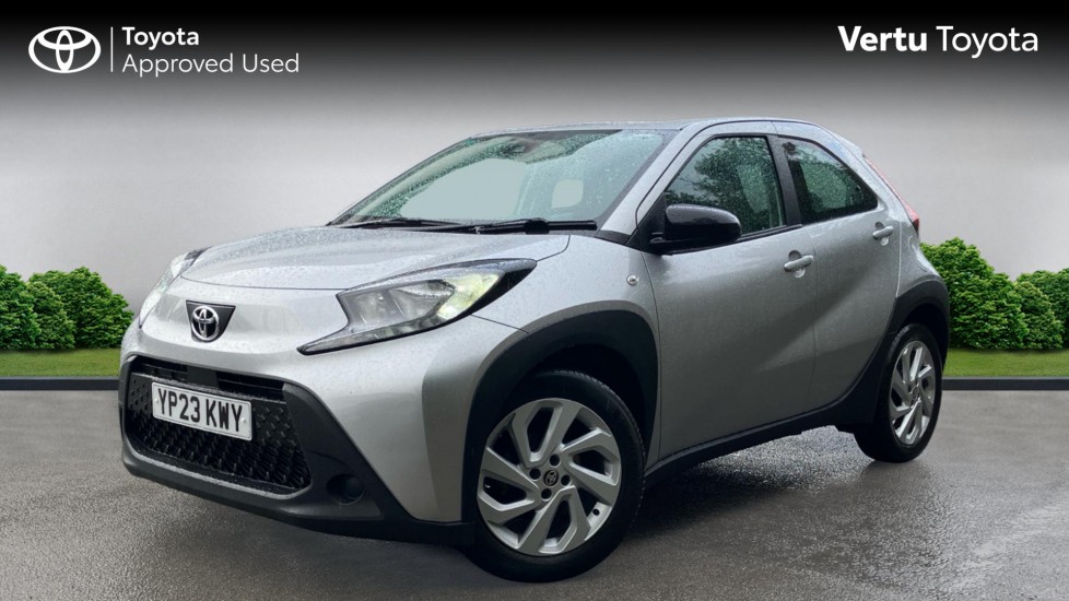 Toyota Aygo X 1.0 VVT-i Pure 5dr Petrol Hatchback - Image 3