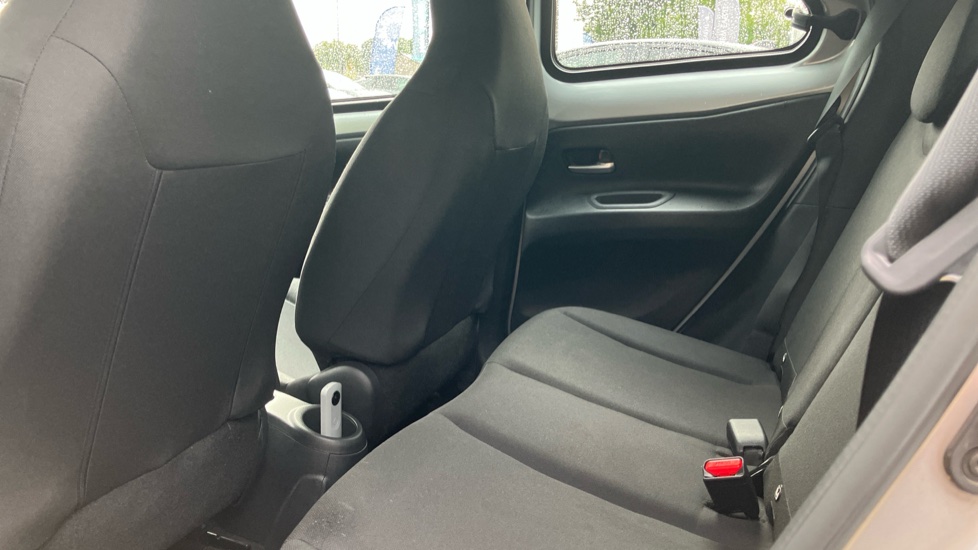 Toyota Aygo X 1.0 VVT-i Pure 5dr Petrol Hatchback - Image 15