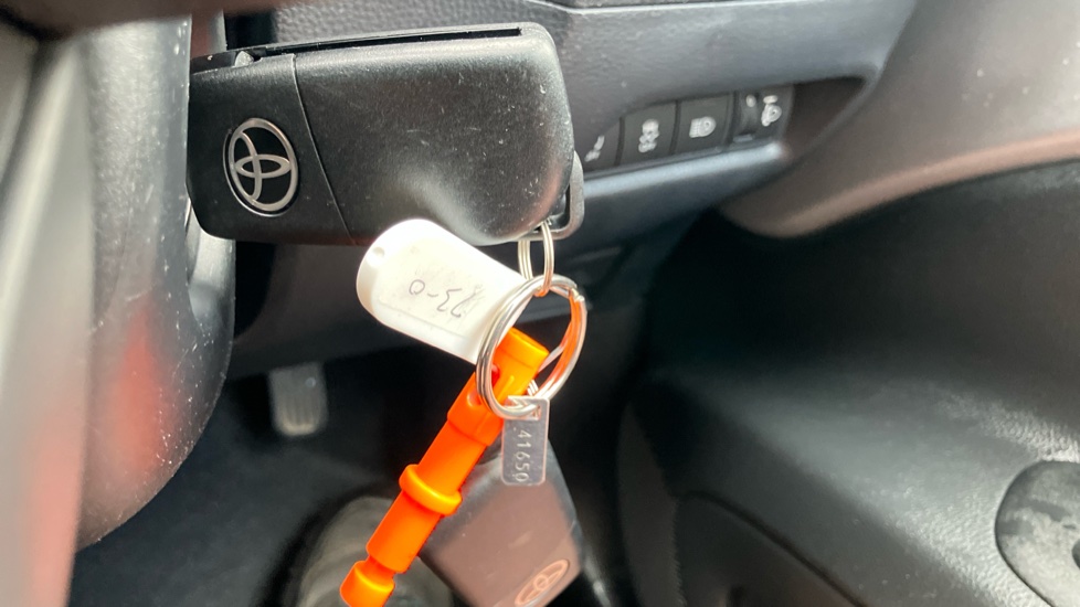 Toyota Aygo X 1.0 VVT-i Pure 5dr Petrol Hatchback - Image 28