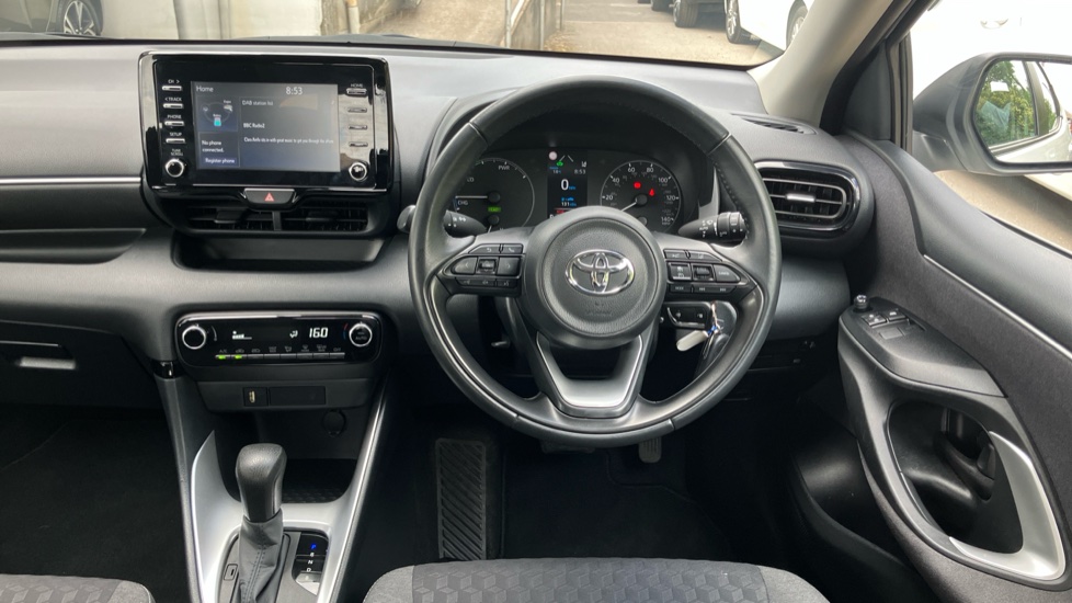 Toyota Yaris 1.5 Hybrid Icon 5dr CVT Hybrid Hatchback - Image 7