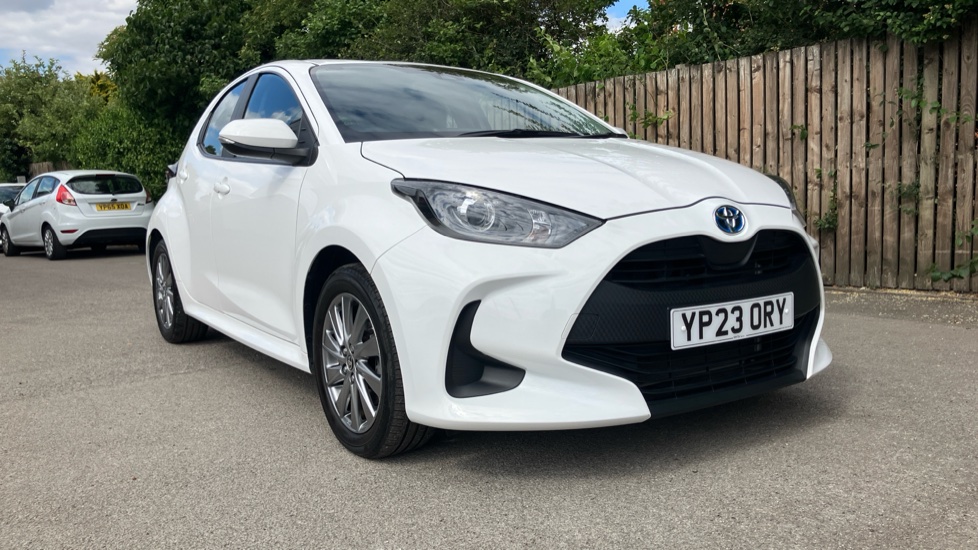 Toyota Yaris 1.5 Hybrid Icon 5dr CVT Hybrid Hatchback - Image 20
