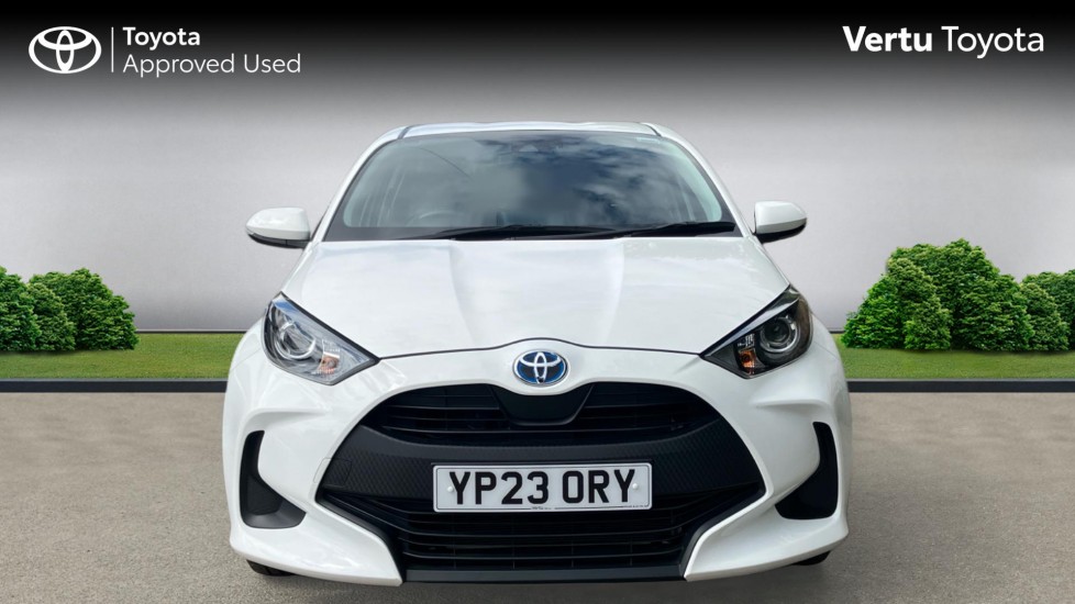 Toyota Yaris 1.5 Hybrid Icon 5dr CVT Hybrid Hatchback - Image 22