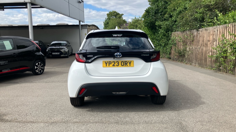Toyota Yaris 1.5 Hybrid Icon 5dr CVT Hybrid Hatchback - Image 26