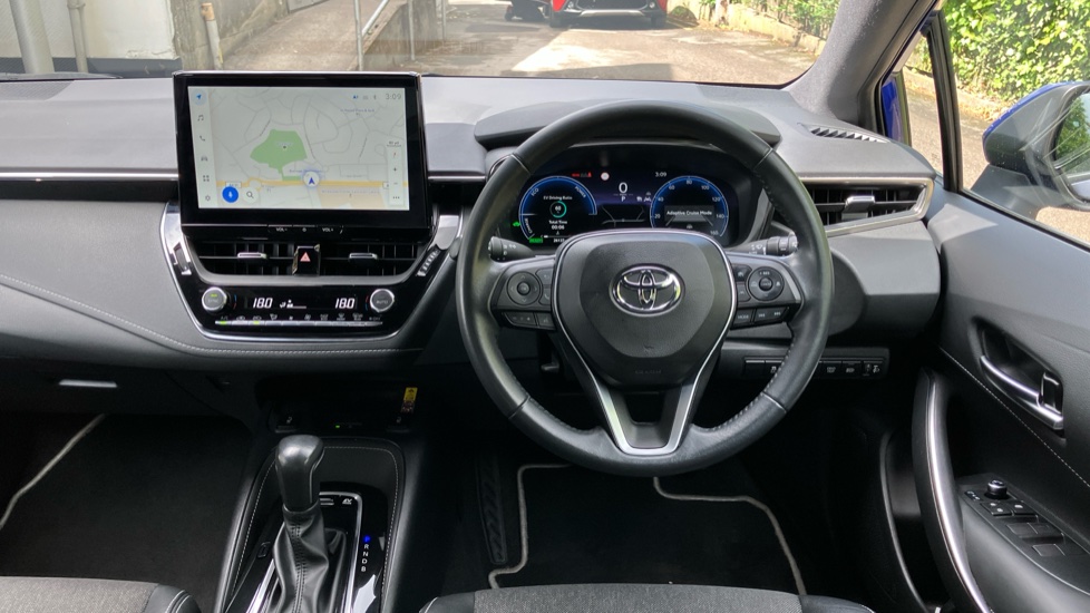 Toyota Corolla 1.8 Hybrid Design 5dr CVT Hybrid Hatchback - Image 7