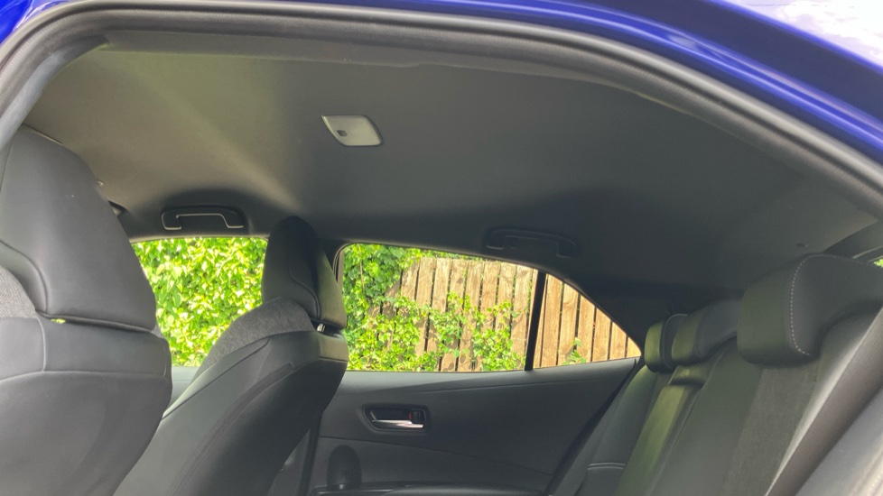 Toyota Corolla 1.8 Hybrid Design 5dr CVT Hybrid Hatchback - Image 19