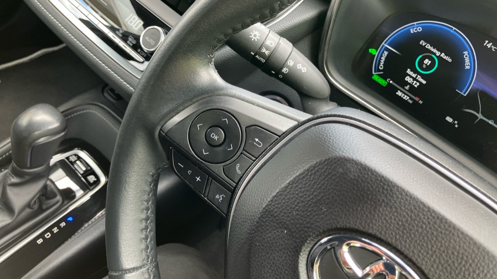 Toyota Corolla 1.8 Hybrid Design 5dr CVT Hybrid Hatchback - Image 34