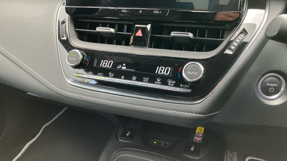 Toyota Corolla 1.8 Hybrid Design 5dr CVT Hybrid Hatchback - Image 36