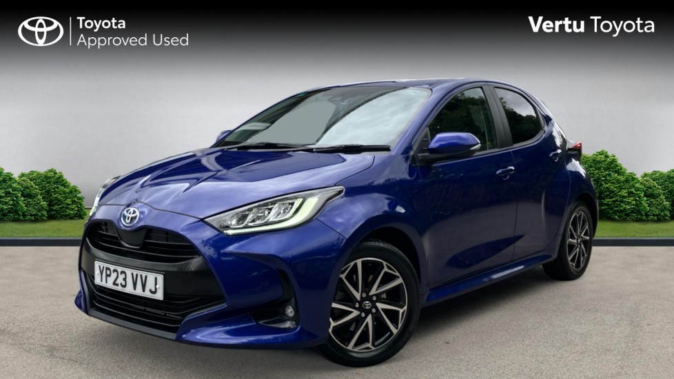 Toyota Yaris 1.5 Hybrid Design 5dr CVT Hybrid Hatchback - Image 3