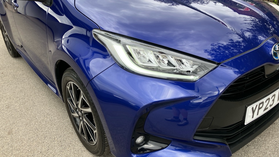 Toyota Yaris 1.5 Hybrid Design 5dr CVT Hybrid Hatchback - Image 20