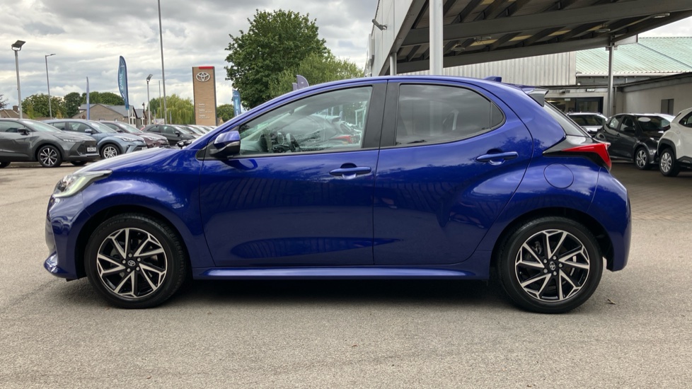 Toyota Yaris 1.5 Hybrid Design 5dr CVT Hybrid Hatchback - Image 24