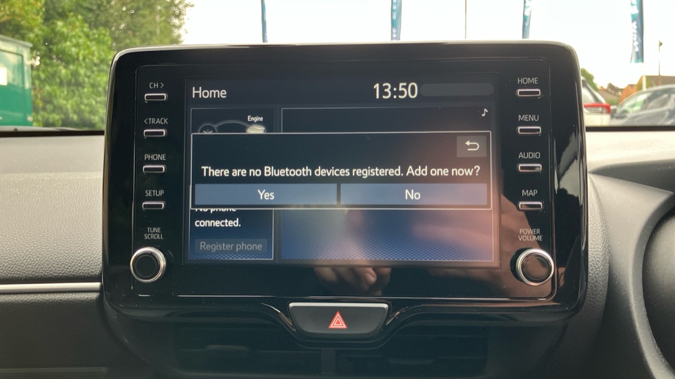 Toyota Yaris 1.5 Hybrid Design 5dr CVT Hybrid Hatchback - Image 33