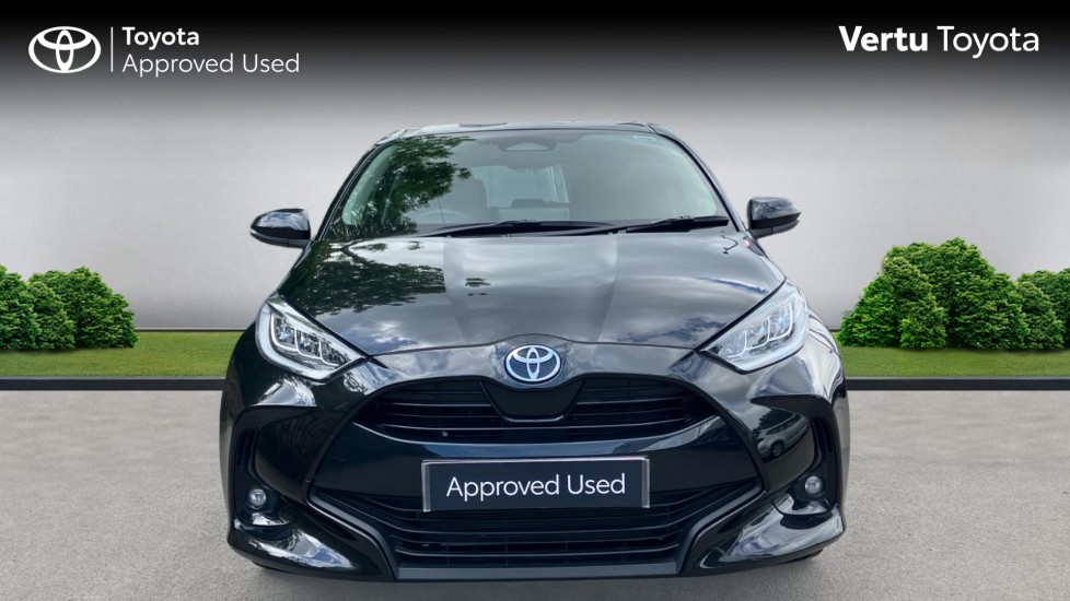 Toyota Yaris 1.5 Hybrid Design 5dr CVT Hybrid Hatchback - Image 22