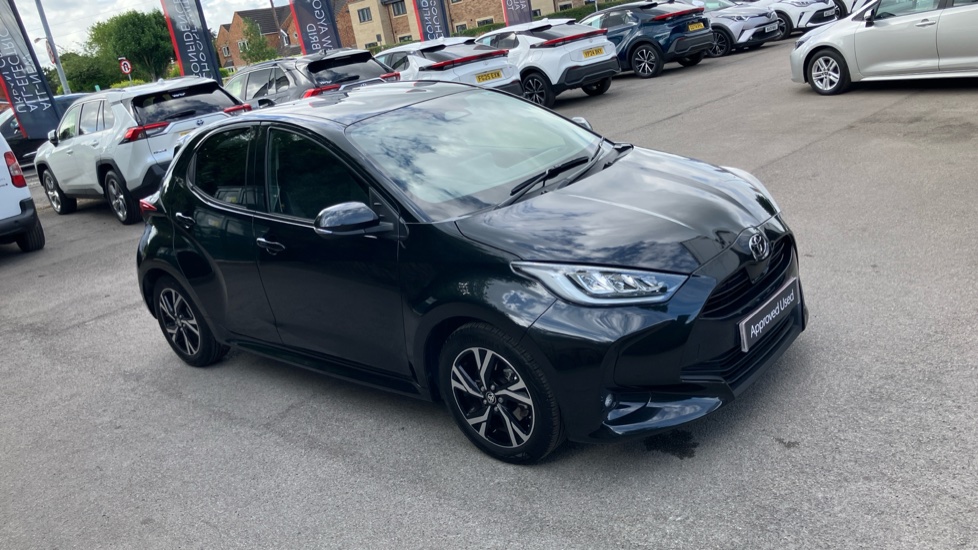 Toyota Yaris 1.5 Hybrid Design 5dr CVT Hybrid Hatchback - Image 29
