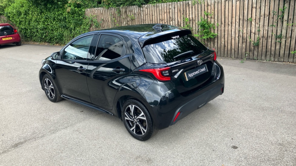 Toyota Yaris 1.5 Hybrid Design 5dr CVT Hybrid Hatchback - Image 31