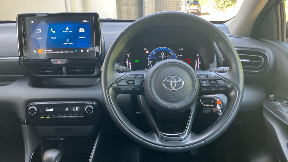 Toyota Yaris 1.5 Hybrid Design 5dr CVT Hybrid Hatchback - Image 10