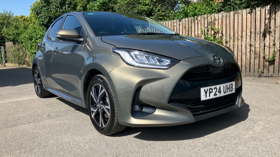 Toyota Yaris 1.5 Hybrid Design 5dr CVT Hybrid Hatchback - Image 20