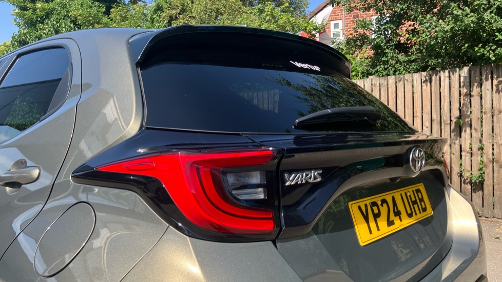 Toyota Yaris 1.5 Hybrid Design 5dr CVT Hybrid Hatchback - Image 21