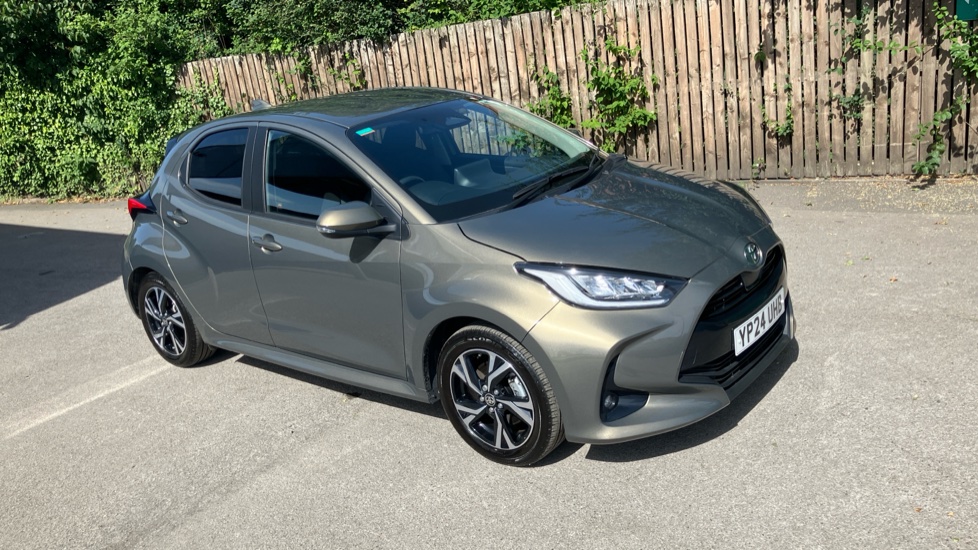 Toyota Yaris 1.5 Hybrid Design 5dr CVT Hybrid Hatchback - Image 29