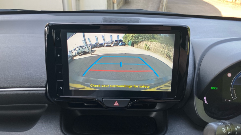 Toyota Yaris 1.5 Hybrid Design 5dr CVT Hybrid Hatchback - Image 41