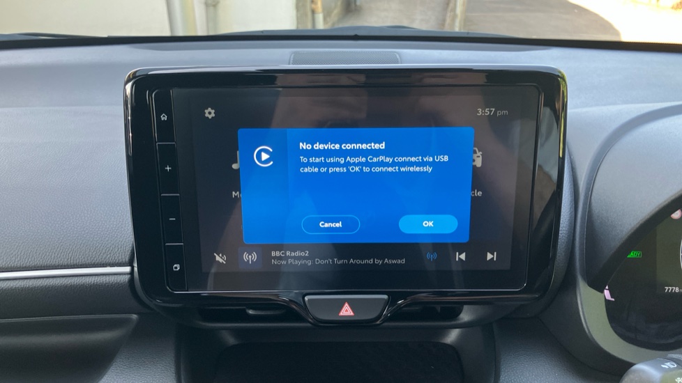 Toyota Yaris 1.5 Hybrid Design 5dr CVT Hybrid Hatchback - Image 46