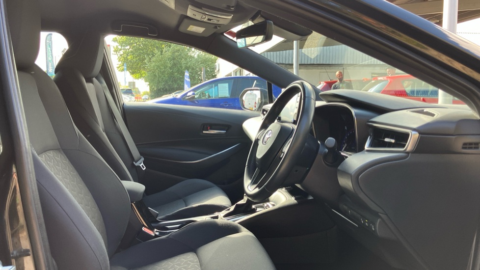 Toyota Corolla 1.8 VVT-i Hybrid Design 5dr CVT Hybrid Hatchback - Image 12