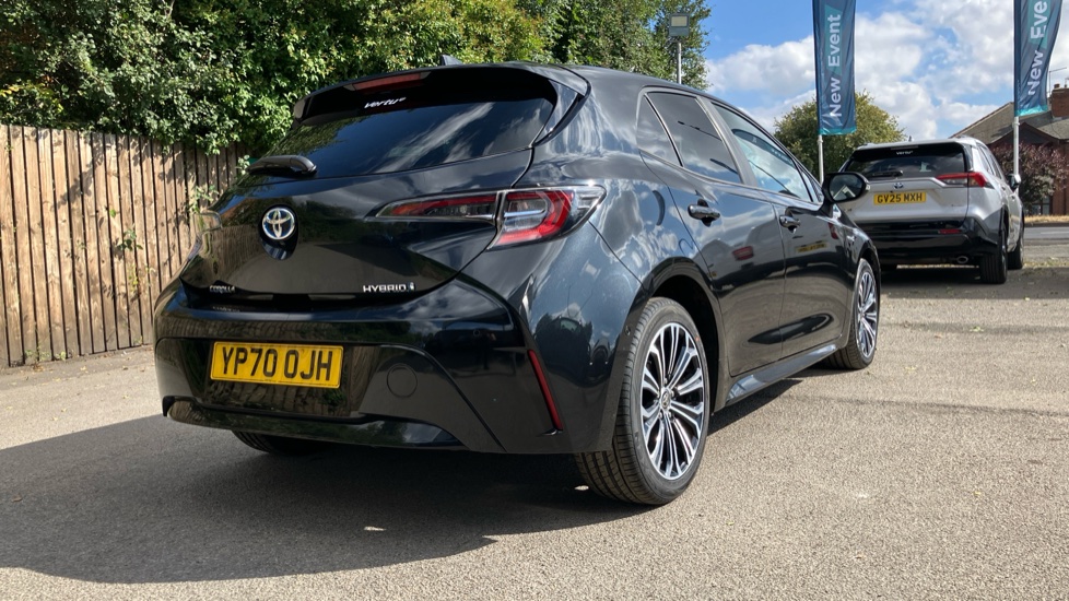 Toyota Corolla 1.8 VVT-i Hybrid Design 5dr CVT Hybrid Hatchback - Image 32
