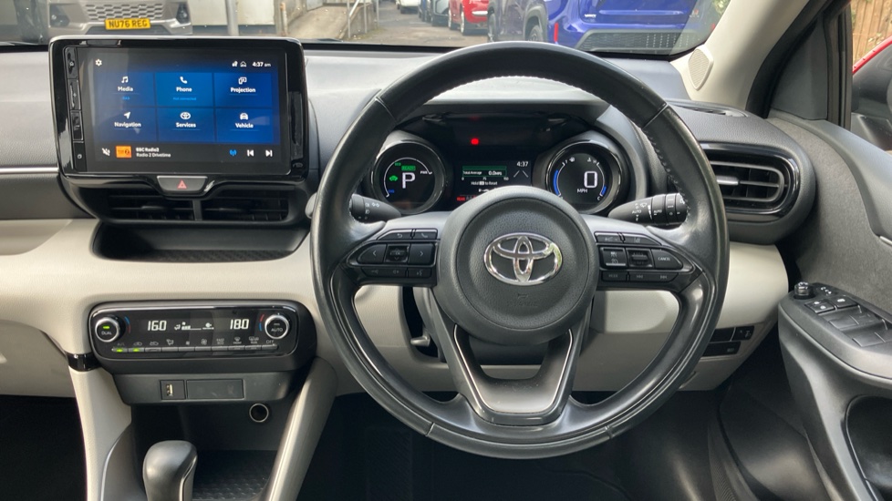 Toyota Yaris 1.5 Hybrid Excel 5dr CVT Hybrid Hatchback - Image 10