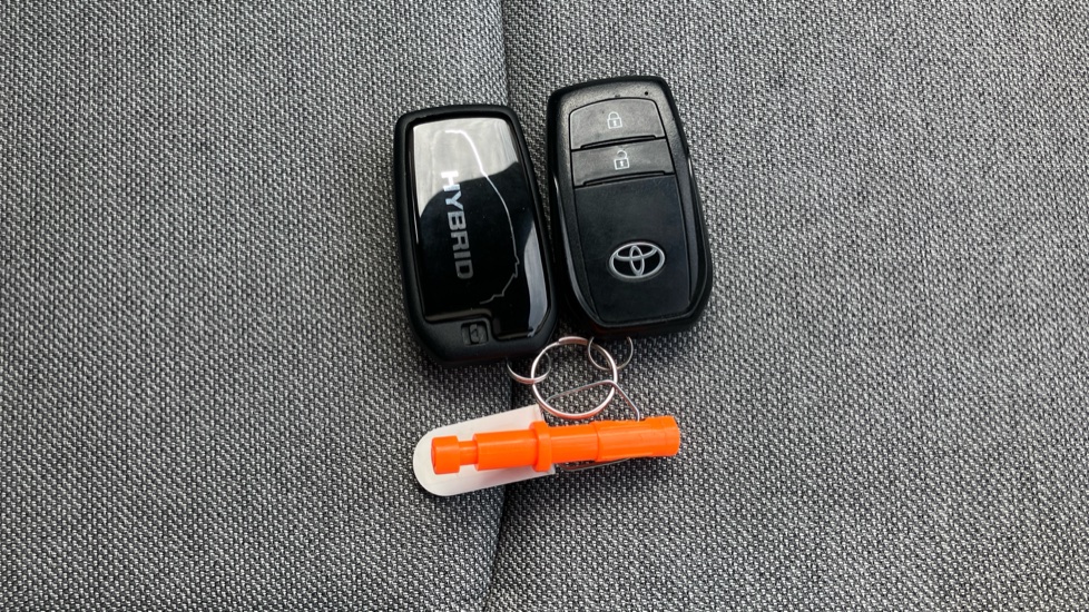Toyota Yaris 1.5 Hybrid Excel 5dr CVT Hybrid Hatchback - Image 28