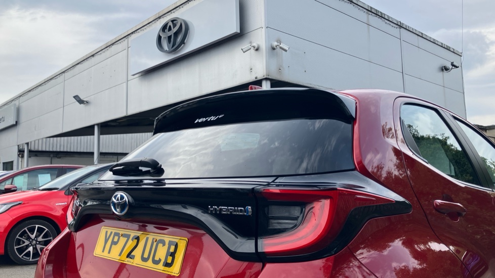 Toyota Yaris 1.5 Hybrid Excel 5dr CVT Hybrid Hatchback - Image 36